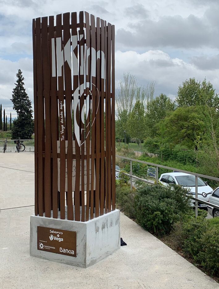 Totem_vega