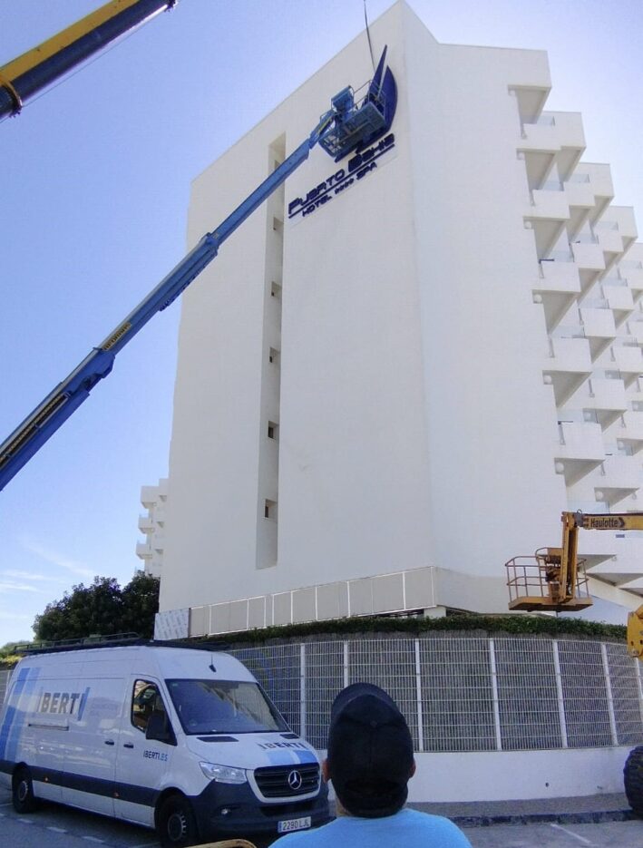 grua-letras